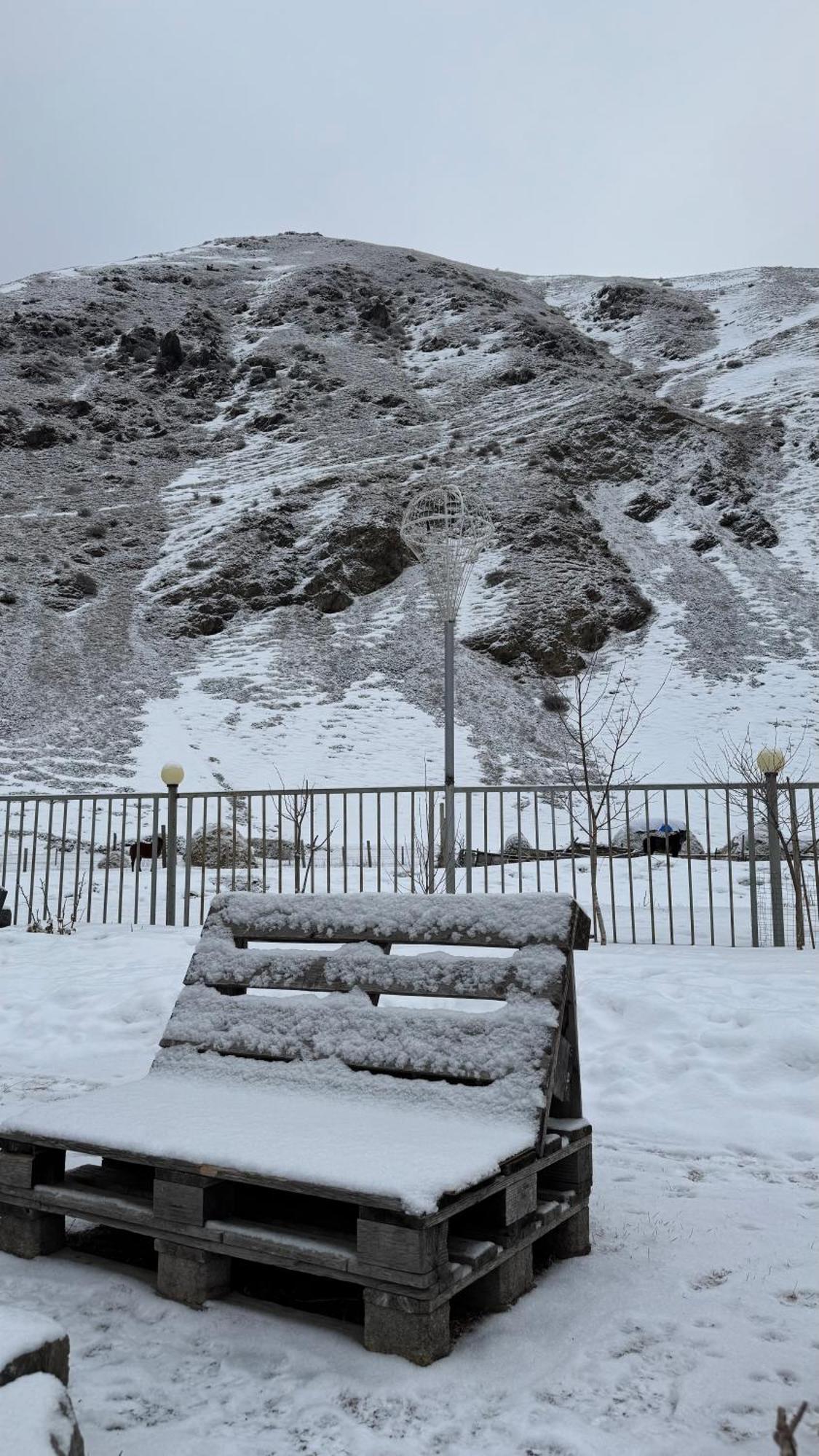 הוילה קזבגי Januka Garden At Sno מראה חיצוני תמונה